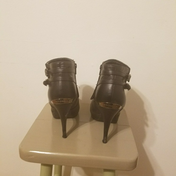 Boots - Picture 3 of 4